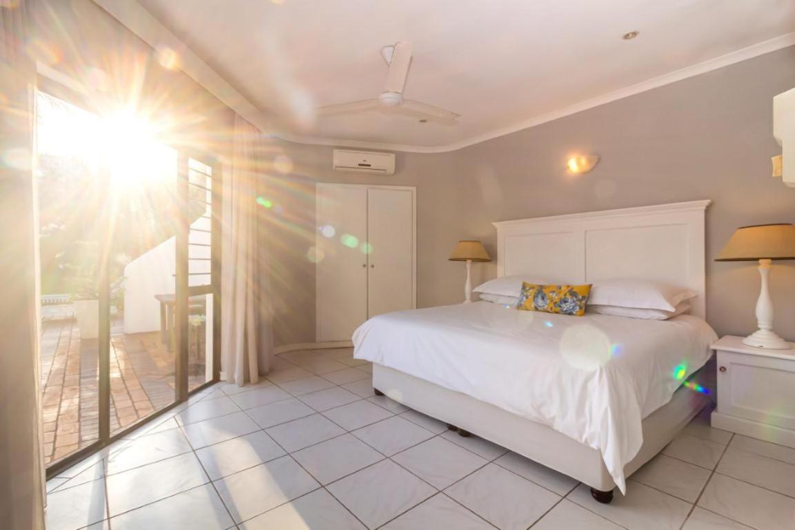 Lalaria Ocean Villa Dolphin Coast Extérieur photo